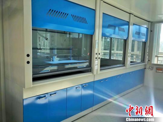 青海省牦牛奶精深加工工程技术中心内部.jpg