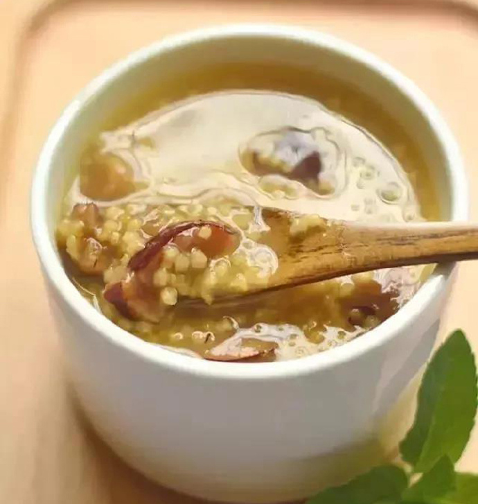 1.小米红枣粥.jpg