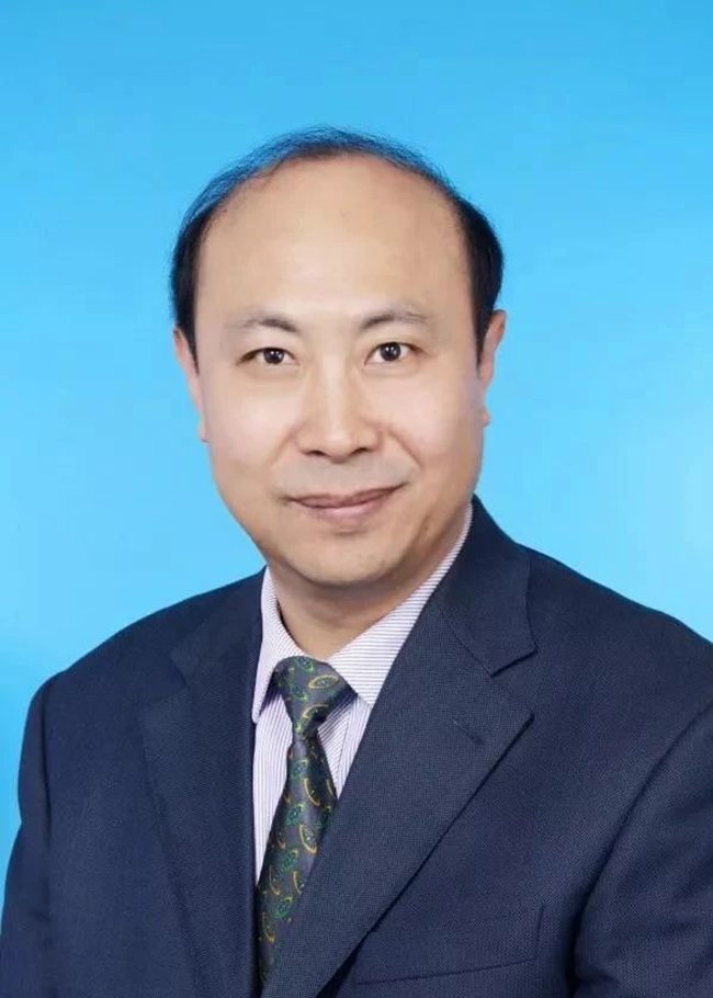 中国乳制品工业协会副理事长任发政