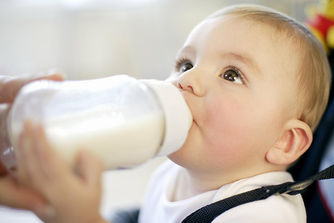 无法纯母乳喂养的婴幼儿 