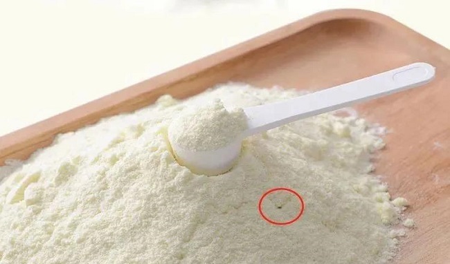 (图片来源于网络)此外,如果加工温度过高,奶粉中的乳糖经过120℃以上